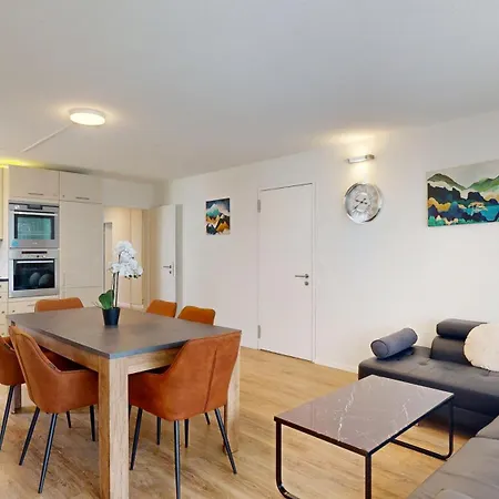 Grosszuegige 4 Schlafzimmer In Bergblick Zentrale Lage * Davos